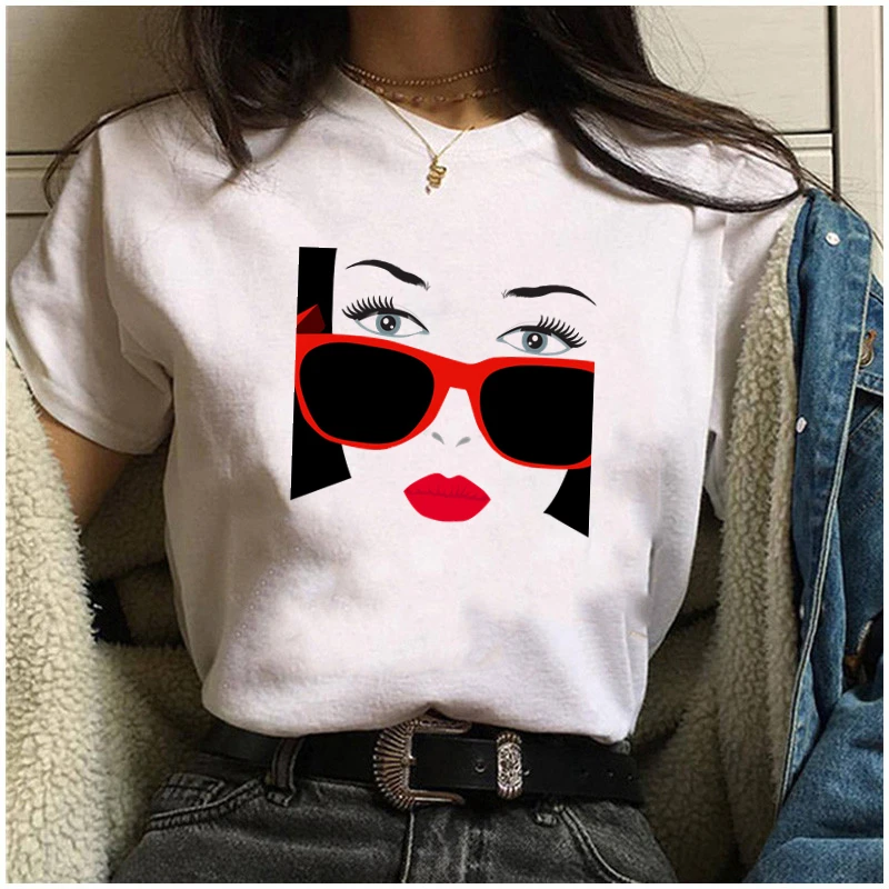 

Basic Fashion Girl with Glasses Print T Shirt Women Summer New Oversized Tees Casual Loose Tshirt O Neck Female Tops