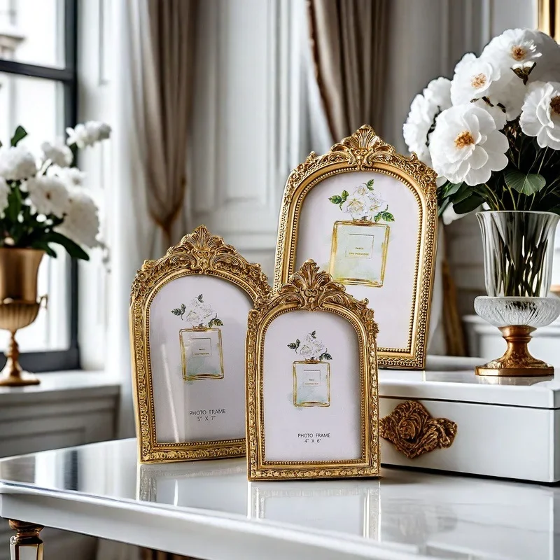 Vintage Gold Arc-Shaped Photo Frame Wall Mounted Picture Display and Tabletop Display for Home Decor and Wedding Gifts