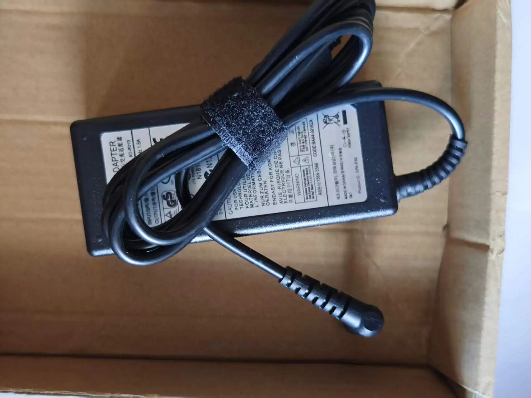 14V AC/DC Adapter For Samsung SyncMaster Color Display Unit Type No.: B522WS LS22X3HKFE/EN 22