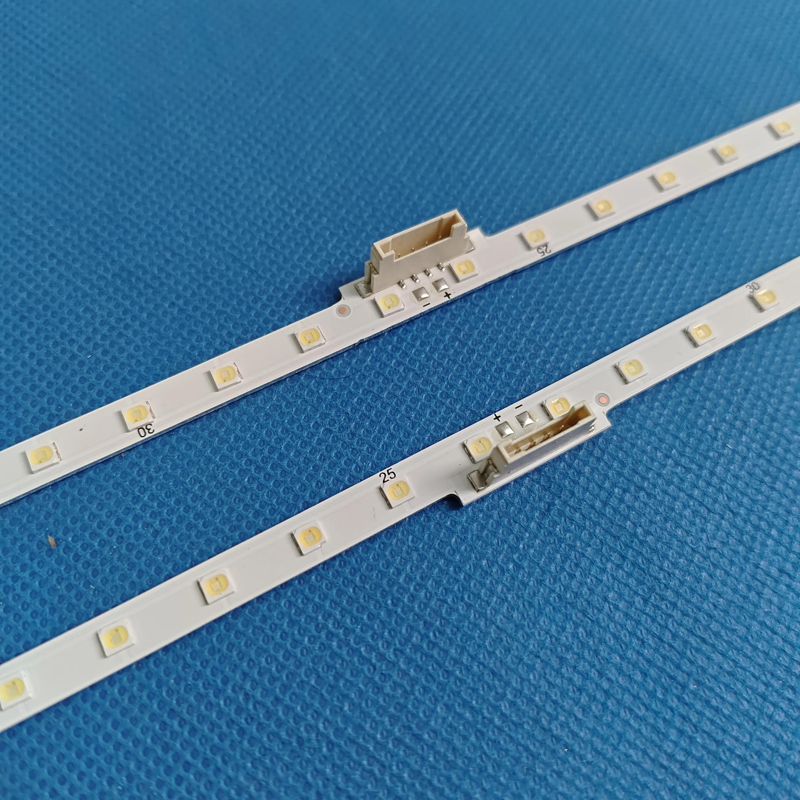 New LED Strip For QE55Q67RAT UN55RU8000F QN55Q60RAF QN55Q60RAG QN55Q60 BN61-16156A V9Q6-550SM0-R0 19Y_Q60_STC550AZ8 BN96-48109A