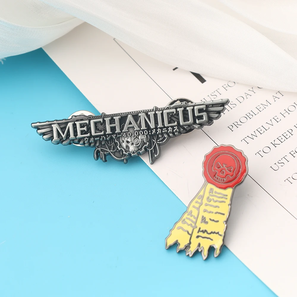 Warhammer 40,000 شعار المينا بروش أجنحة الإبداعية رسائل شارة معدنية التلبيب دبوس تأثيري مجوهرات اكسسوارات لعبة مروحة الهدايا