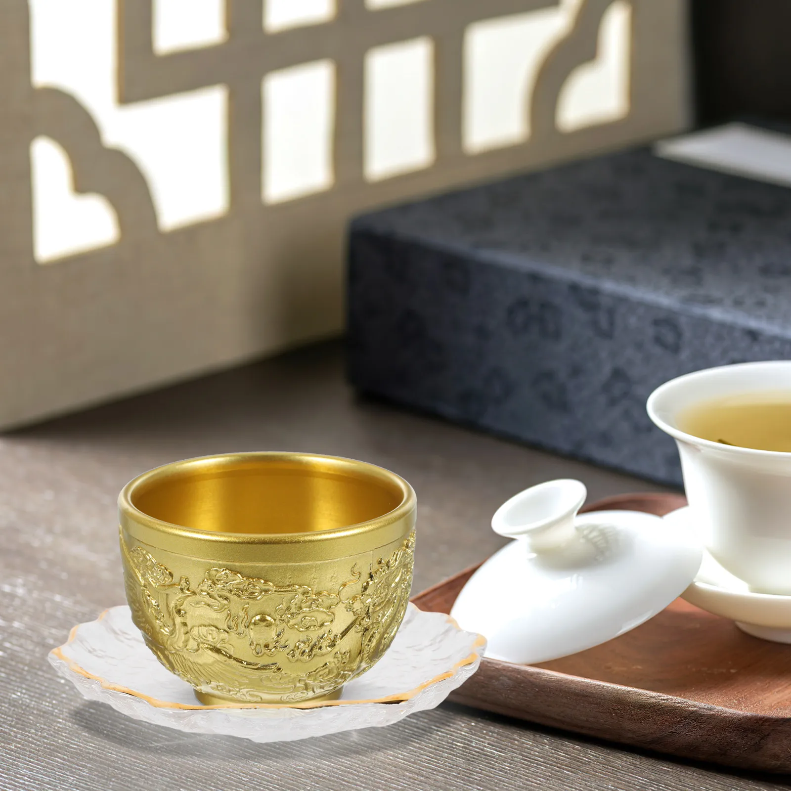 Elegant Gold Edge Transparent Glass Coaster Thick Heat Insulating Cup Mat for Teacups Coffee Mugs Wine Glasses Kitchen Table