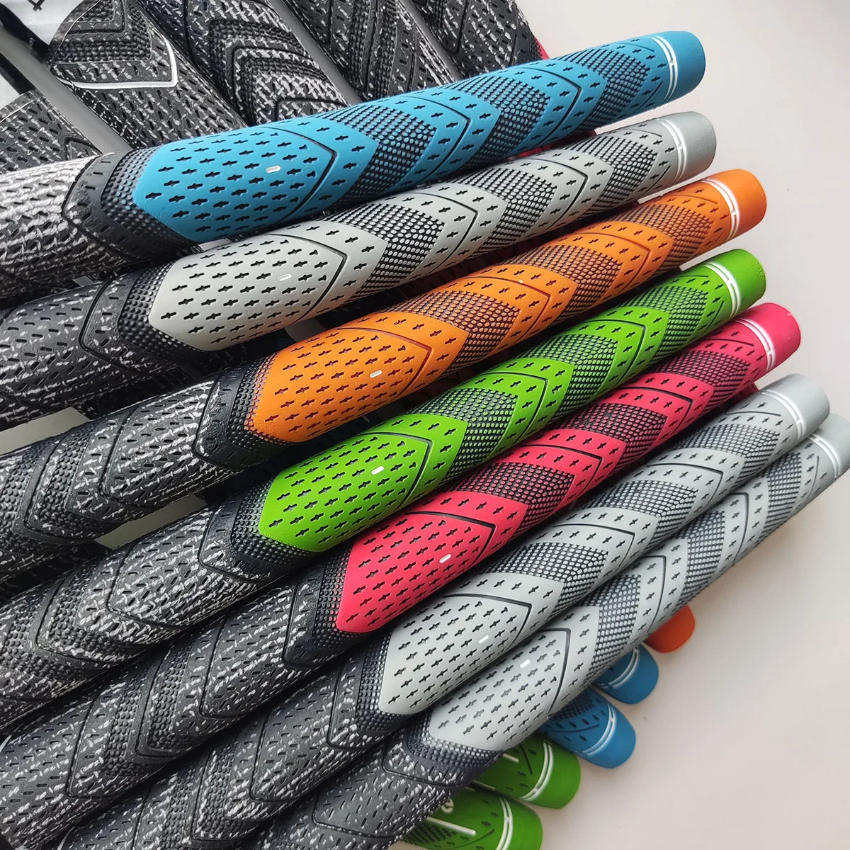 Golf Grip Men's Rubber Golf Grips Cotton Yarn Golf Club Grips Iron and Wood Standard/Midsize Grip Universal 13pcs MCC PLUS 4