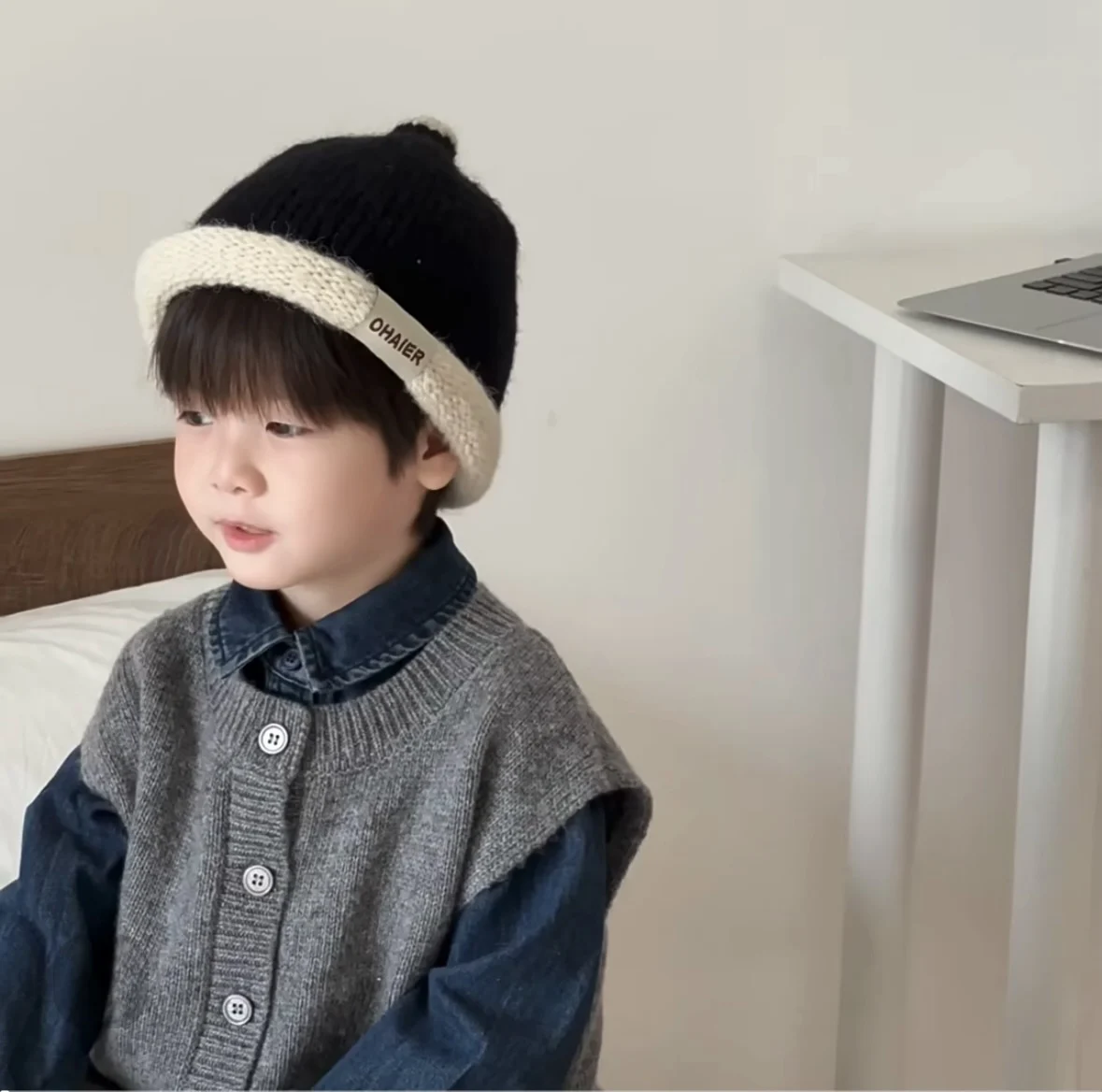 Autumn and Winter Cute Children's Knitted Hat Warm Preschool Urine Hat Korean Letter Girl Boy Crochet Hat Baby Guapi Hat Hoodie