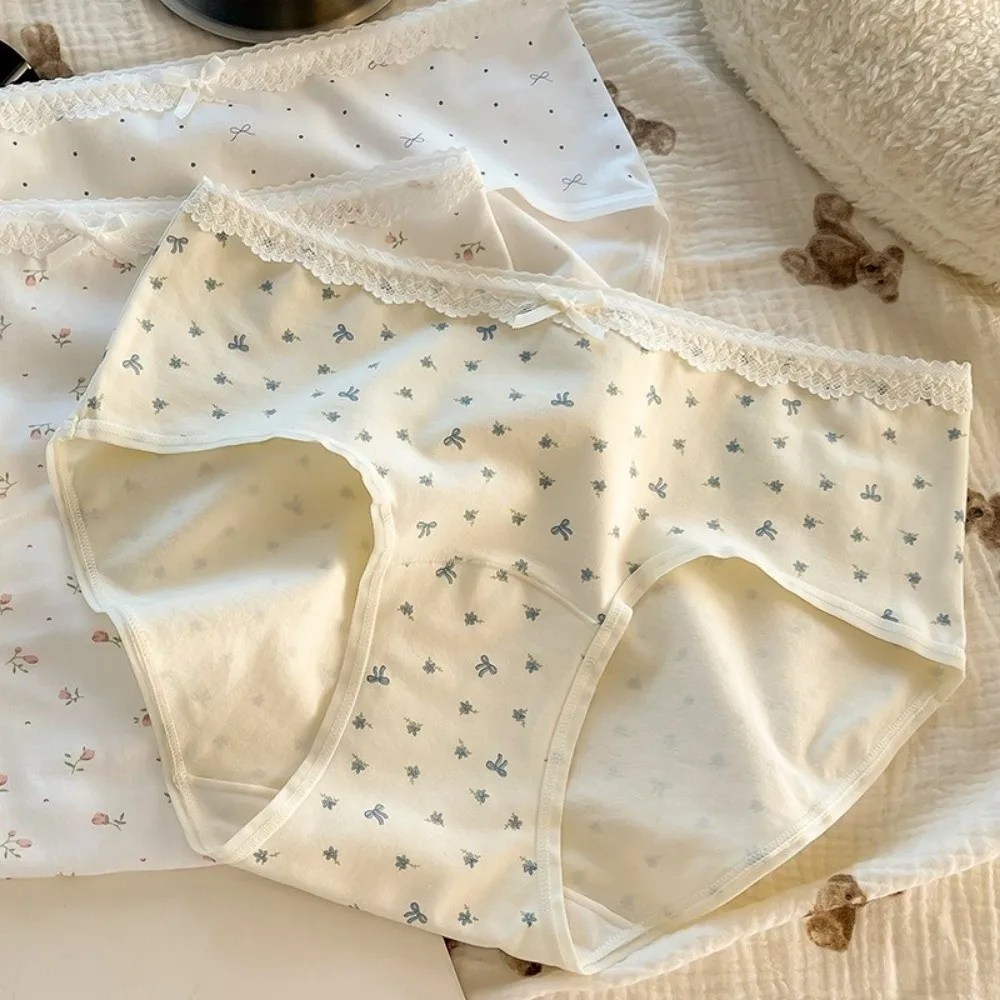 Fresh style Soft Cotton Panties Breathable Elastic Fashion Briefs Comfortable Low Waist Panties Women