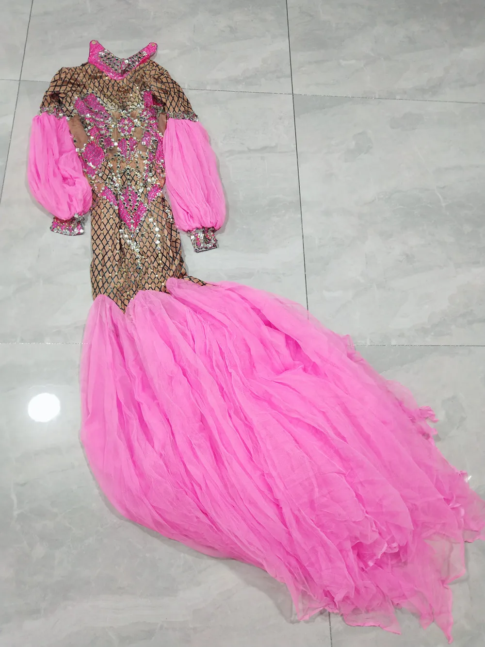 In Stock Luxury Evening Party Singer Host Stage Floor Length Gown Pink Rhinestones Mesh Trailing Dress Birthday Prom Long Dress