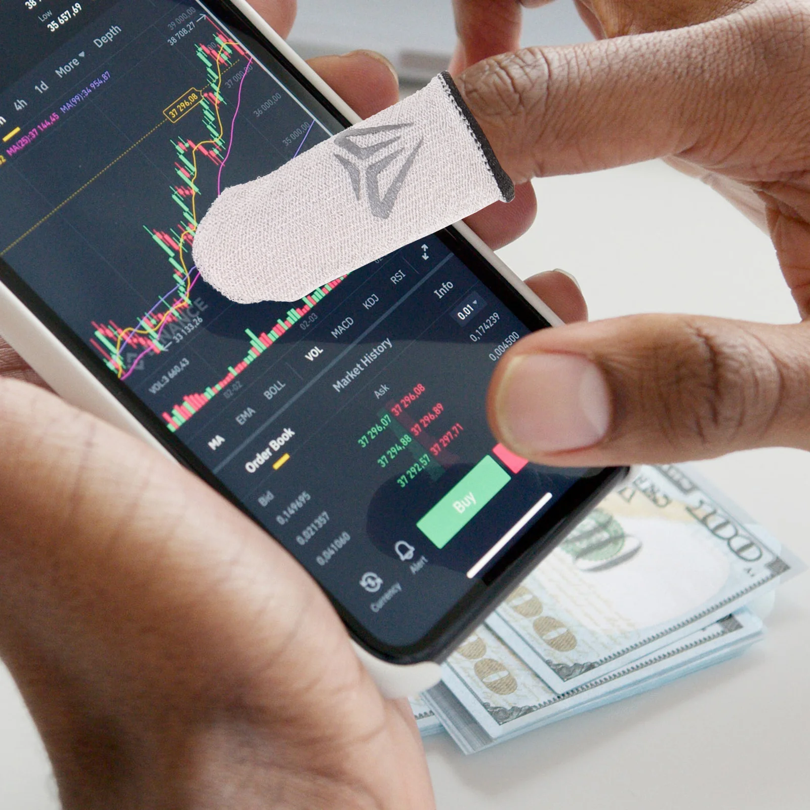 

1Pair Mobile Gaming Finger Sleeves Breathable Thumb Covers Sensitive Finger Cover for Phone Gaming Accessories Gamer Lover Gift