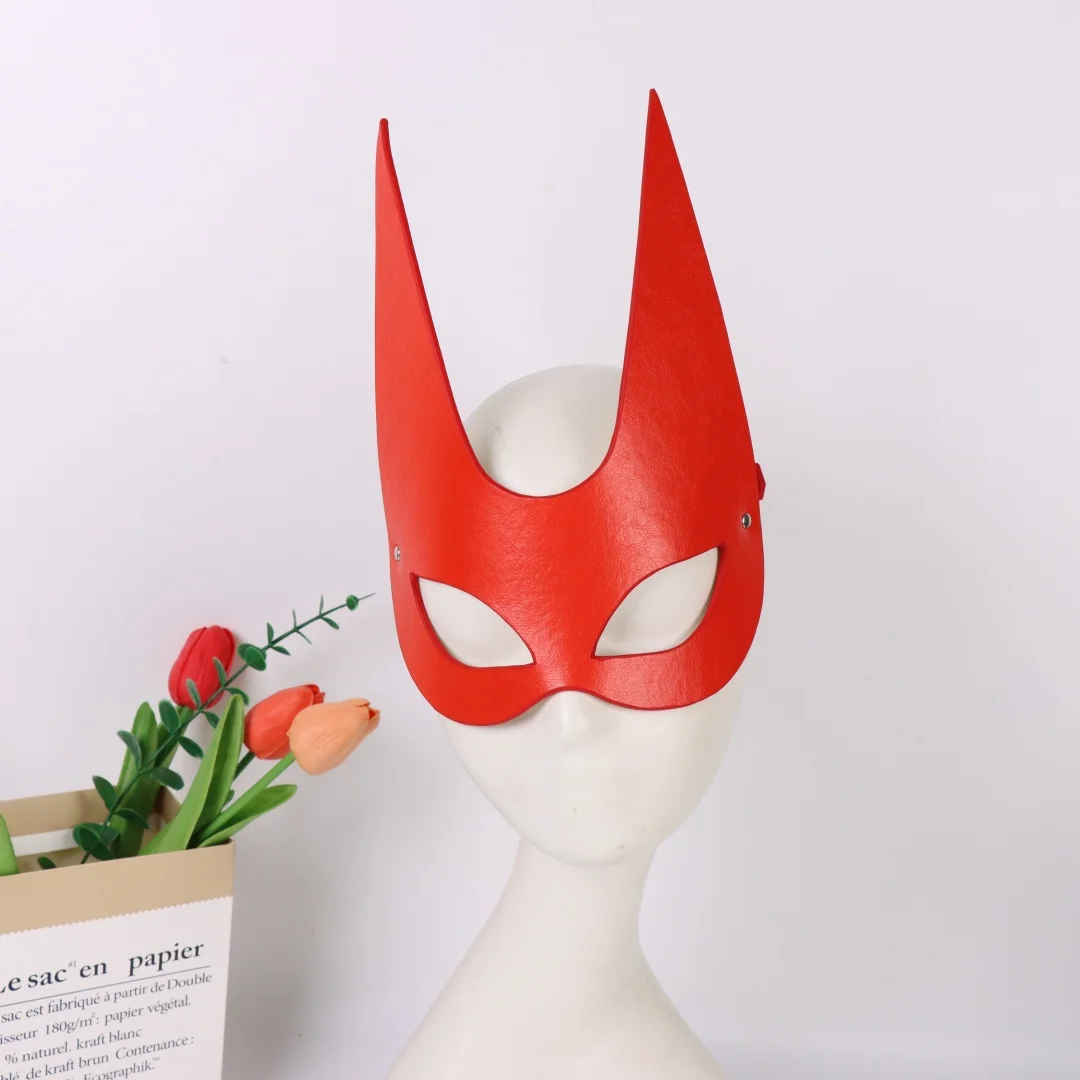 หน้ากากหนัง PU สีแดง ครึ่งหน้า ลายจิ้งจอก สำหรับคอสเพลย์ หน้ากากแมว หน้ากากฮาโลวีน สำหรับผู้หญิง ผู้ชาย หน้ากากคอสเพลย์ หน้ากากเซ็กซี่ หน้ากากปาร์ตี้ หน้ากากแฟนซี