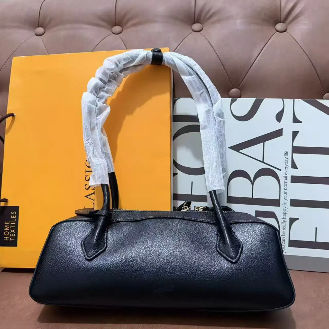French-style niche sausage bag, vintage underarm women's handbag, casual commuter versatile shoulder bag