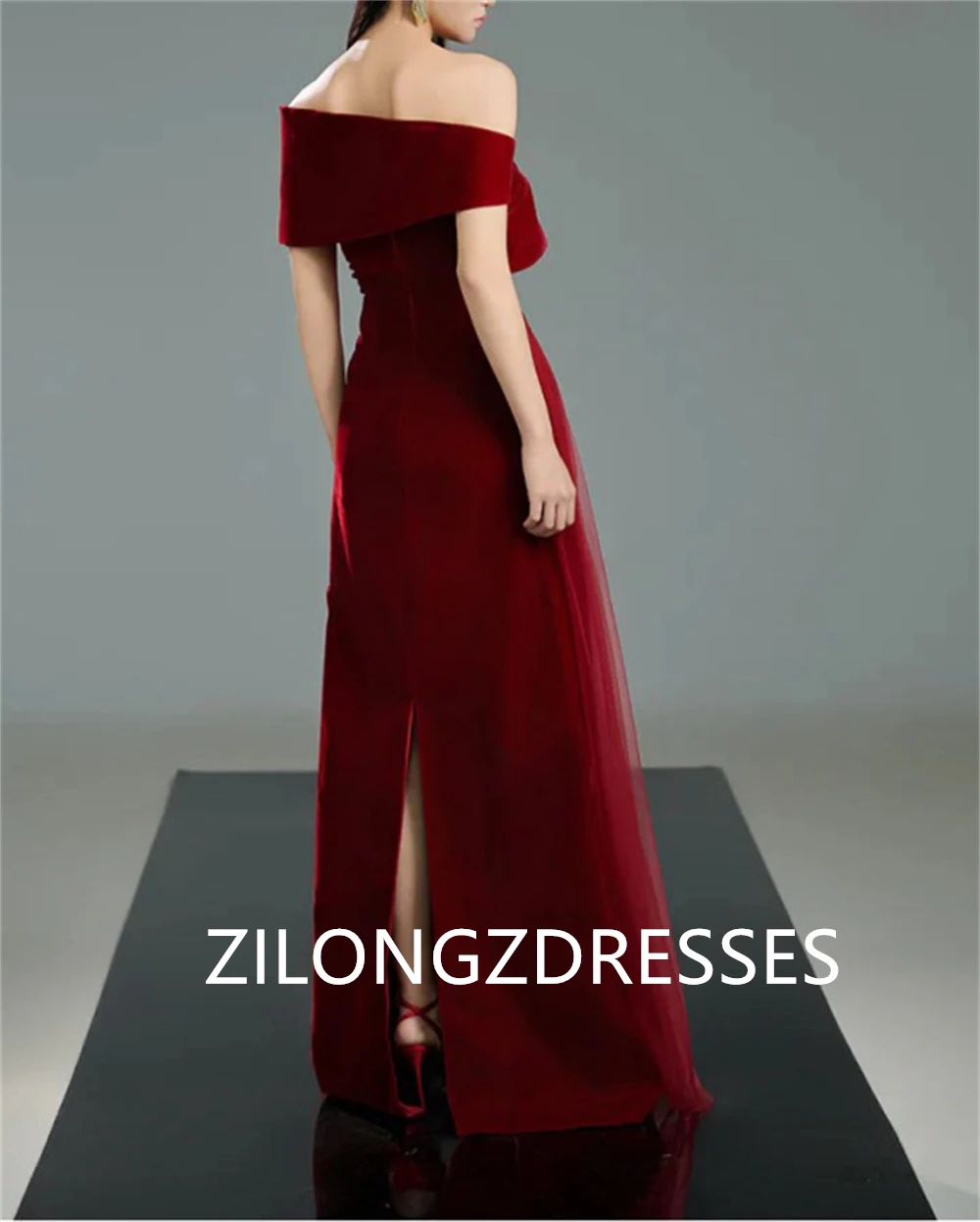 

Индивидуальные темпераментные бордовые велюровые вечерние платья Изысканные платья знаменитостей с открытыми плечами Модные платья для особых случаев