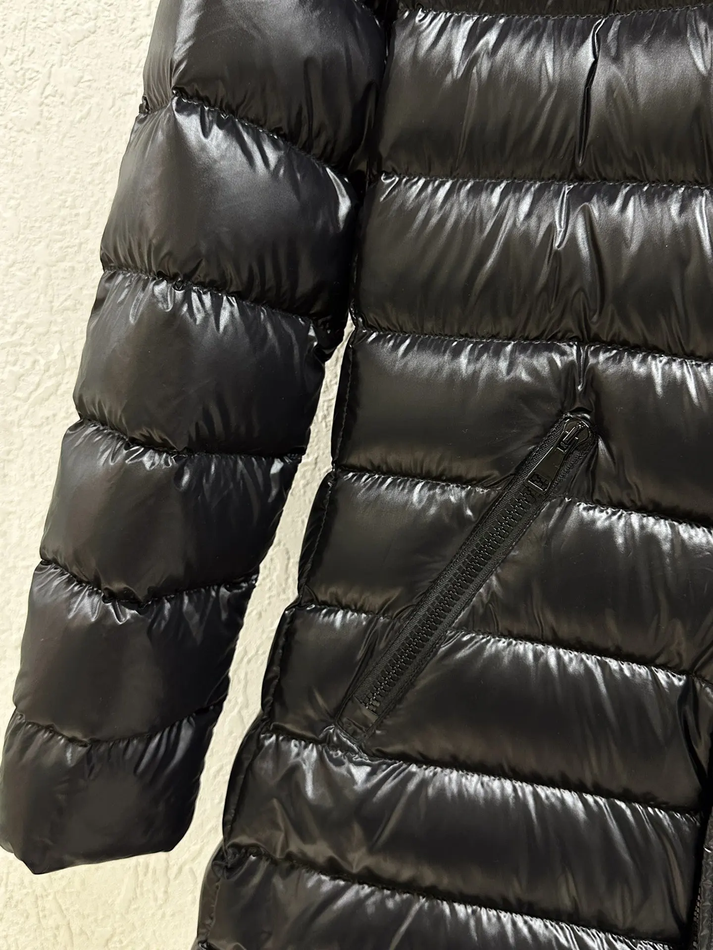 남녀공용 블랙 롱 글로시 다운 재킷, 광택있고 따뜻한 롱 후드 하이엔드 다운 재킷, 가을과 겨울용