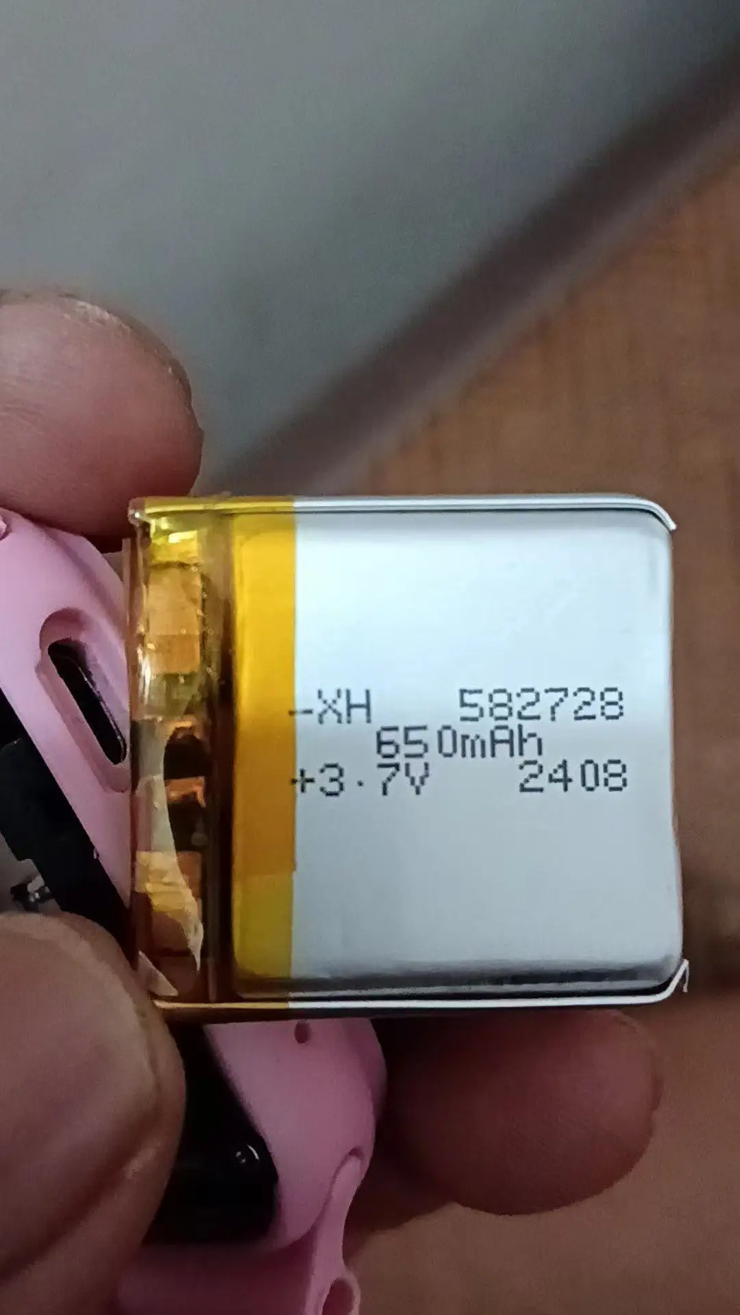 650MAH polymer battery 582728 beauty device, smartwatch, shaver, sound pickup, beauty, eye recording protection 3.7V