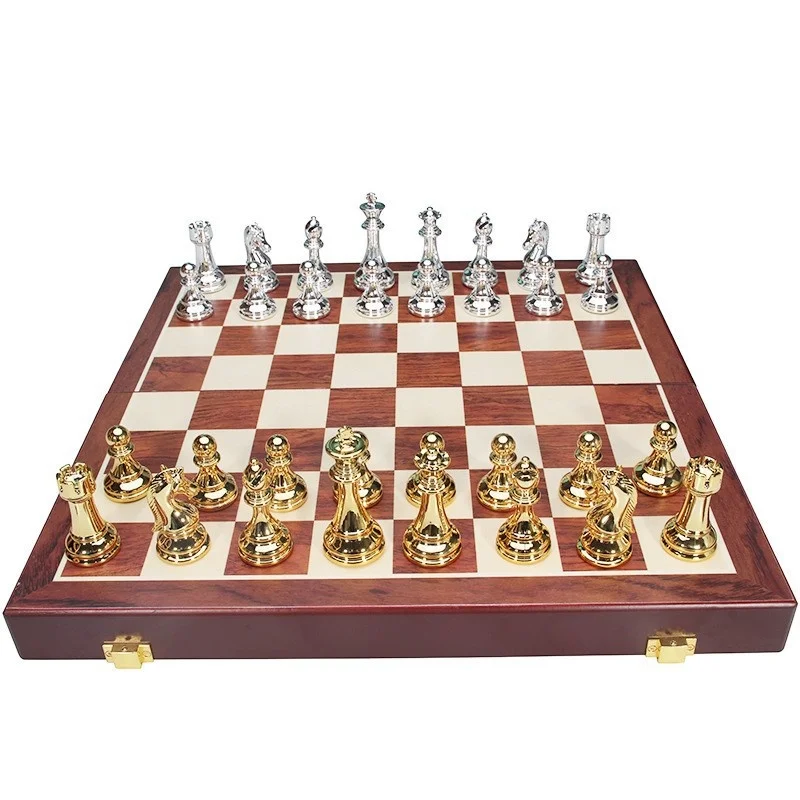 Factory direct sales of customized high-end metal chess sets, with chessboards and gift boxes
