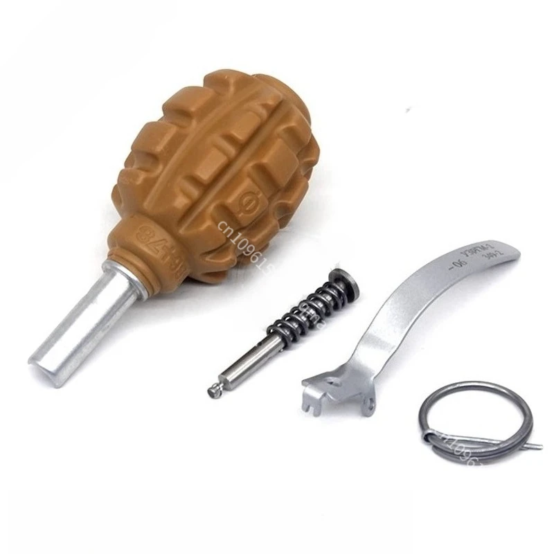 1 قطعة نسخة بلاستيكية F1 صفراء نموذج مجموعة ثابتة لا وظيفة علبة الإيدز الحرف اليدوية فيلم التلفزيون الدعائم #4