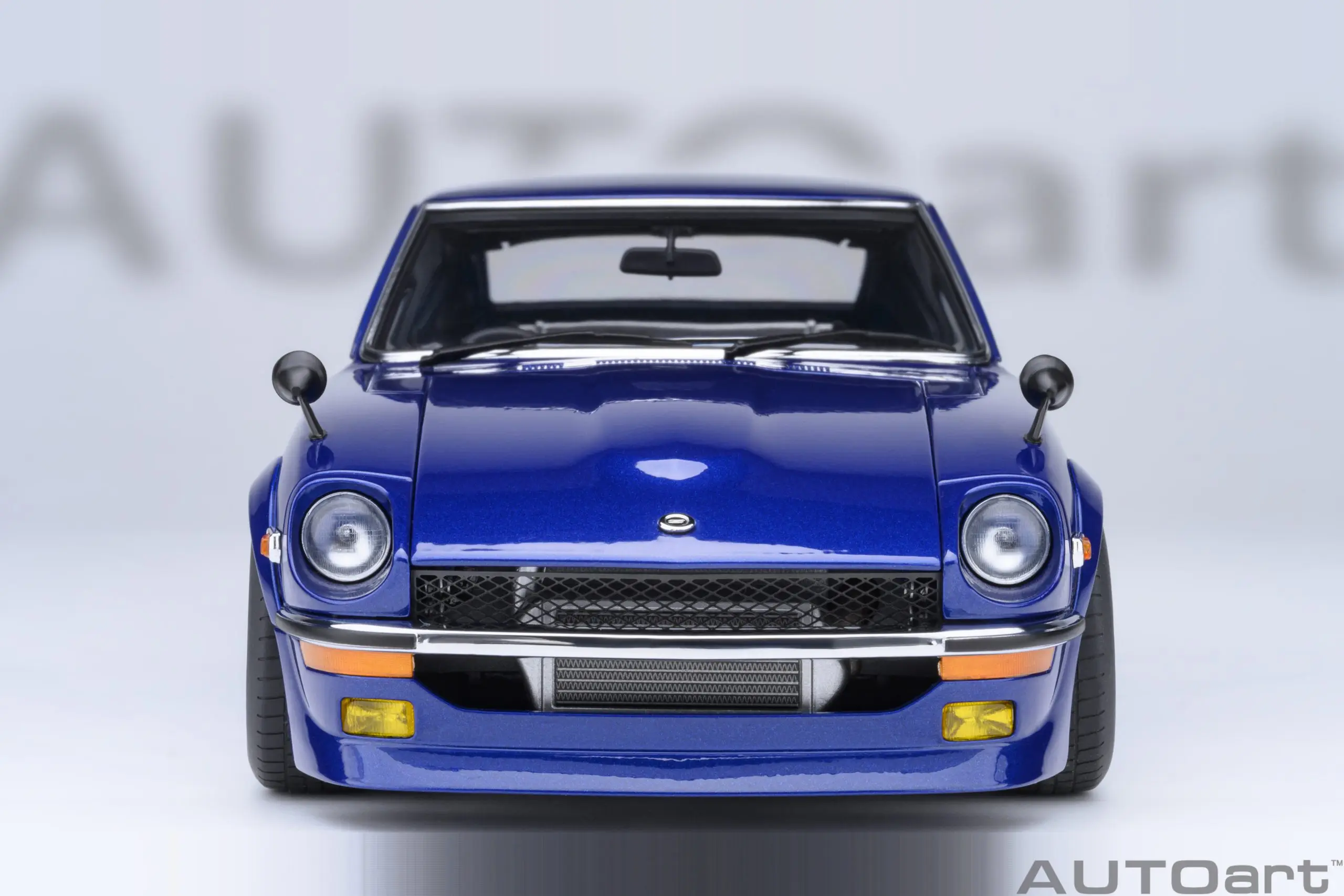 Autoart 1/18 Nissan Fairlady Z (S30) Wangan Midnight modelo de
