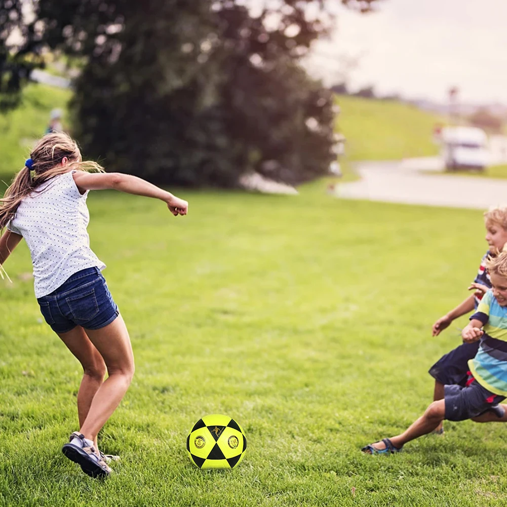 

Size 5 Soccer Ball Training Soccer Ball Machine Stitched School Competition Football Black Triangle Print for Practice