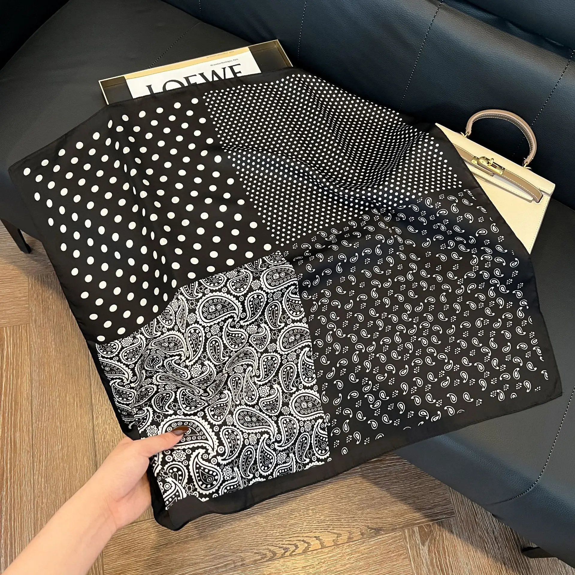 

70*70 см шарфы с узором пейсли для женщин, шелковый атласный шарф-хиджаб с принтом, женская бандана, элитный бренд, квадратные шали, шарфы для женщин