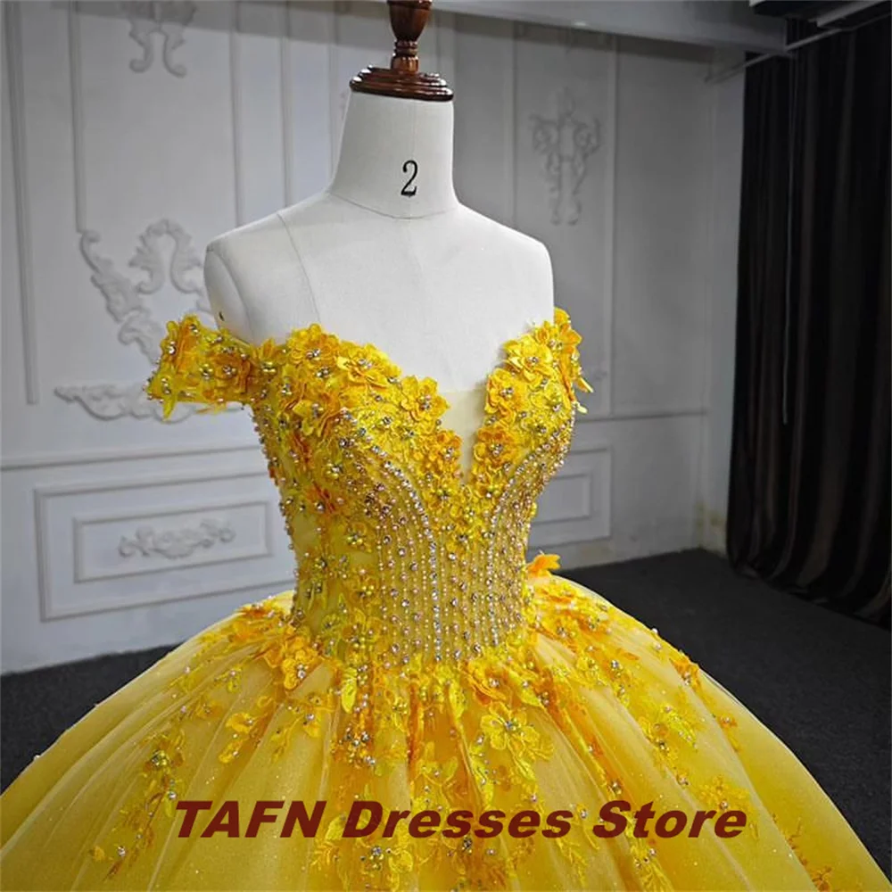 TAFN-vestido de quinceañera dorado, traje de baile con hombros descubiertos, apliques florales, cuentas, línea A, con cordones, 15