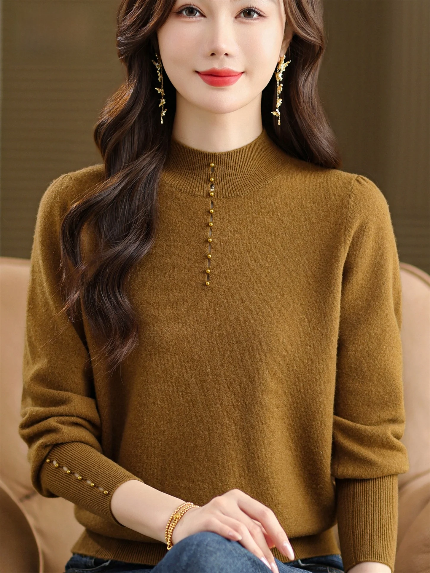 

Эффект похудения 00. Чистая шерсть. Свободный крой. База с воротником среднего возраста и высоким воротником.