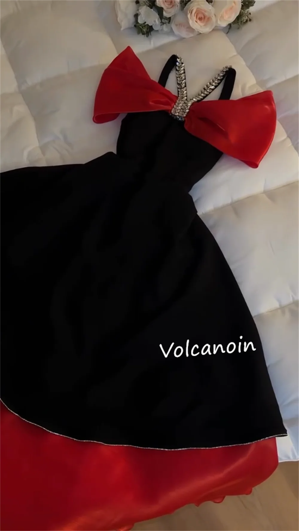 カスタマイズされたジャージーラインストーン A ラインオフショルダーミディド​​レスオーダーメイドの機会パーティーシンプルなファッションモダンなスタイル