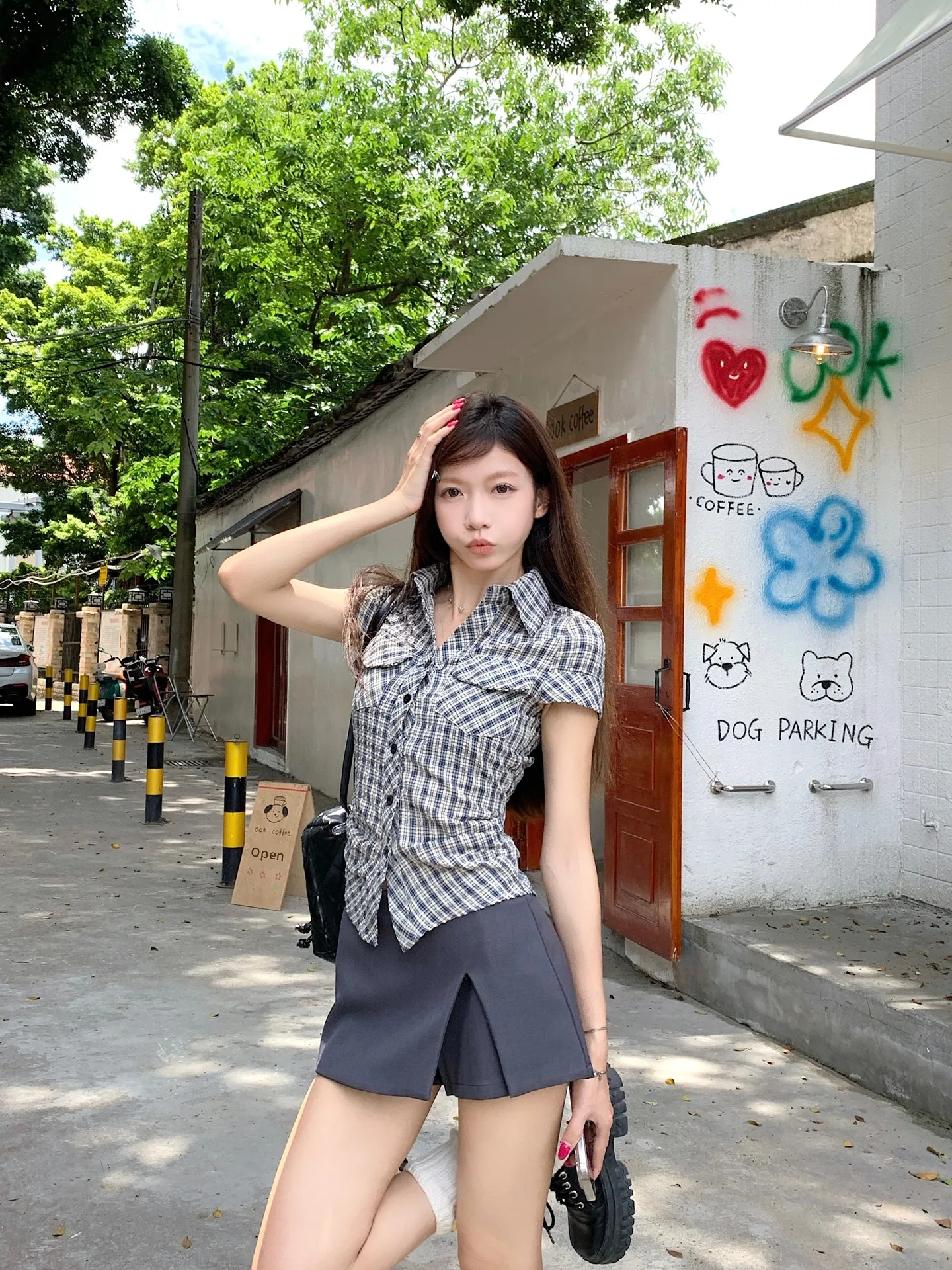 Fashionable Retro Set Women's Spring Plaid Short Sleeve Shirt And Half Skirt Split Trousers Two-Piece Set Commute Style Summer