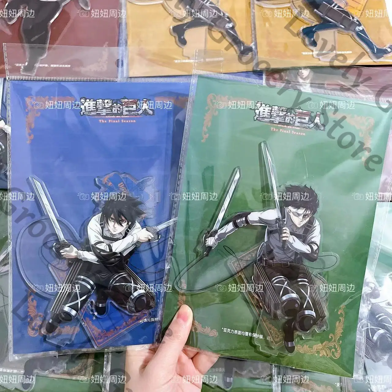 

Аниме Shingeki No Kyojin Attack on Titan Levi Ackerman Eren Jaeger Ataque A Los Titanes Косплей Акриловый стоячий знак Подарок для фанатов