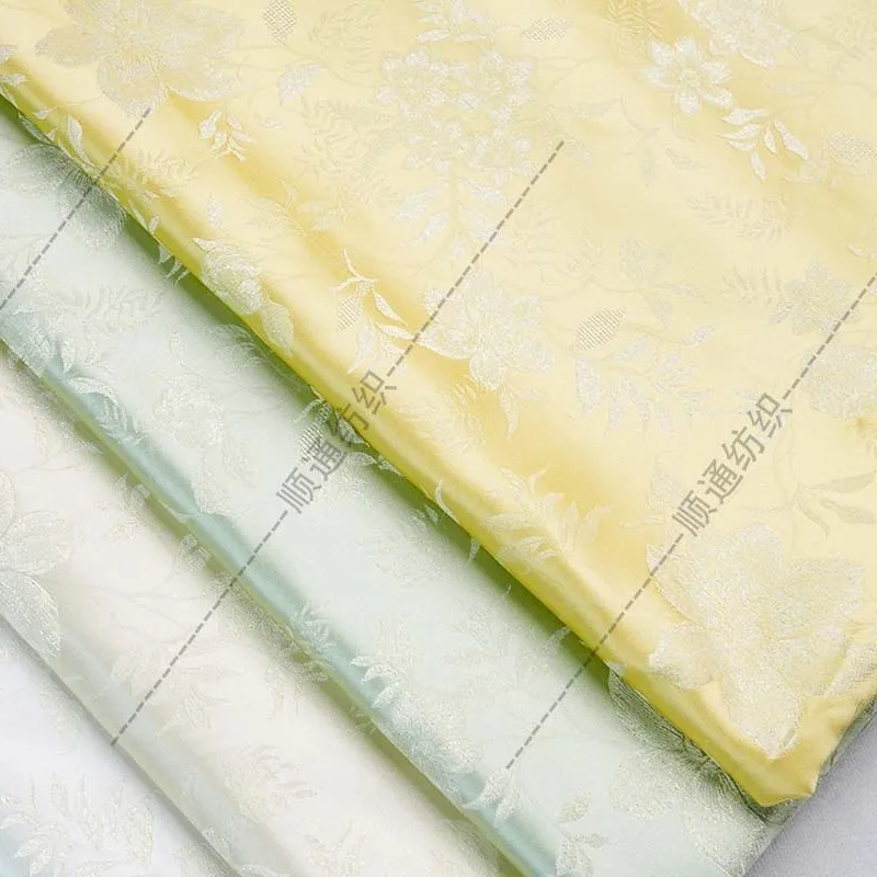 Silk and cotton jacquard imitation acetate Chinese-style vest woven gold clothing fabric New Hanfu