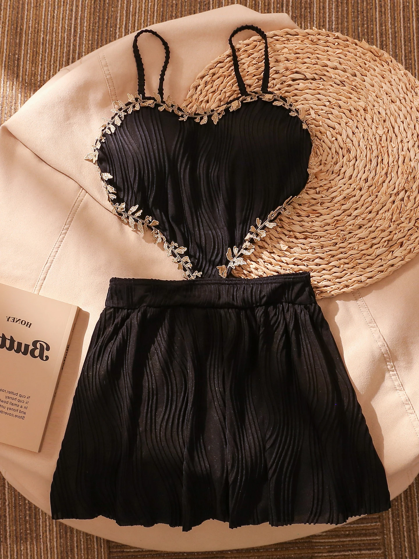 

Женский жилет с вышитыми ремнями Ele, новый облегающий коврик для нижнего белья, цельный облегающий топ средней длины из полиэстера F...