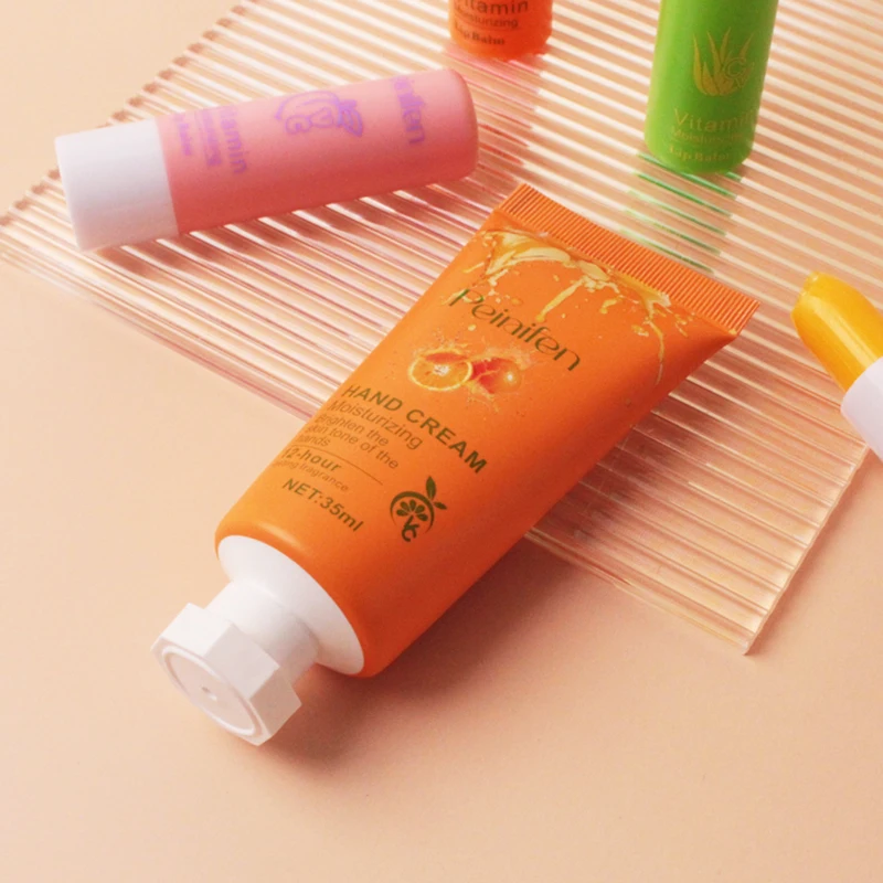 2PC Hand Cream+lipstick Set Moisturizing, Moisturizing, Refreshing, Non greasy, Smoothly Smear Autumn and Winter Gifts