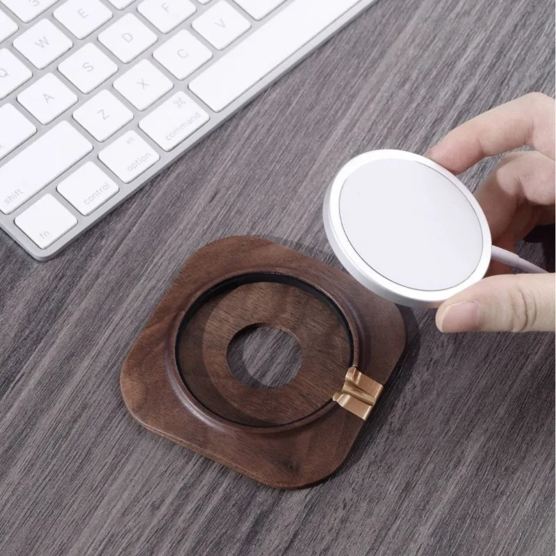 Newest Walnut Wood Magnetic Desk Phone Charger Stand Holder for Magsafe Fixed Holder IPhone Fast Wireless Charging Desktop Dock
