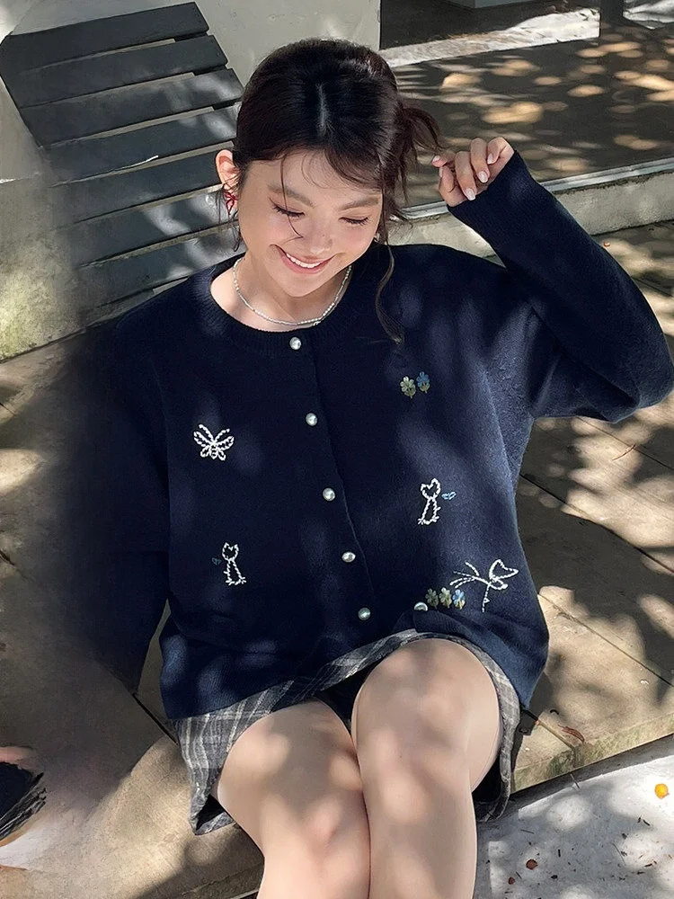 

Корейский свитер крупной вязки большого размера для полных женщин, создающий эффект стройности, с эффектом уменьшения ширины плеч, мягкий, уютный, с длинными рукавами.