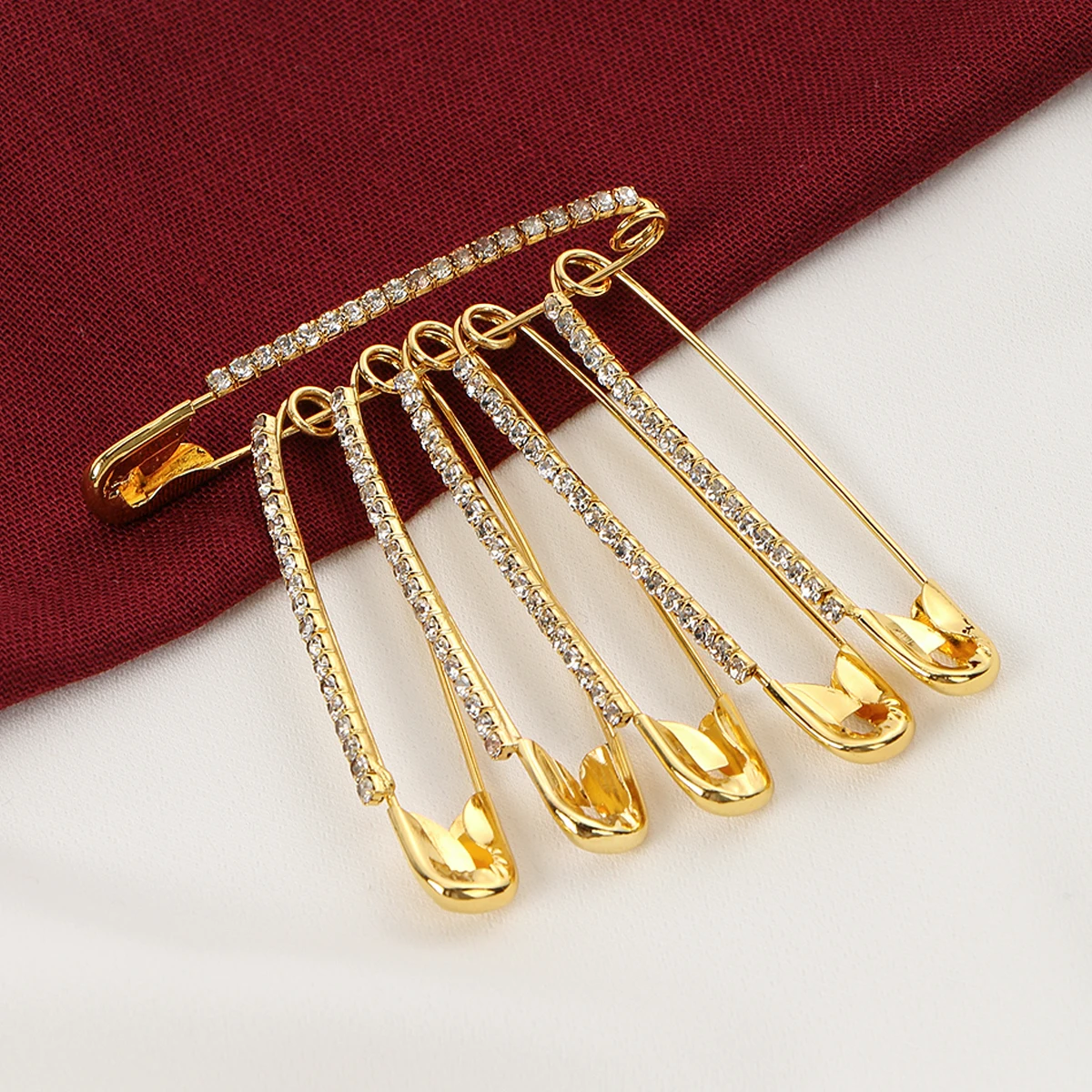 6Pcs/Bag Women Hijab Scarf Brooch Pin Ladies Decorated Safety Pins Tighten Waist Jeans Pins Button Clothing Accessories
