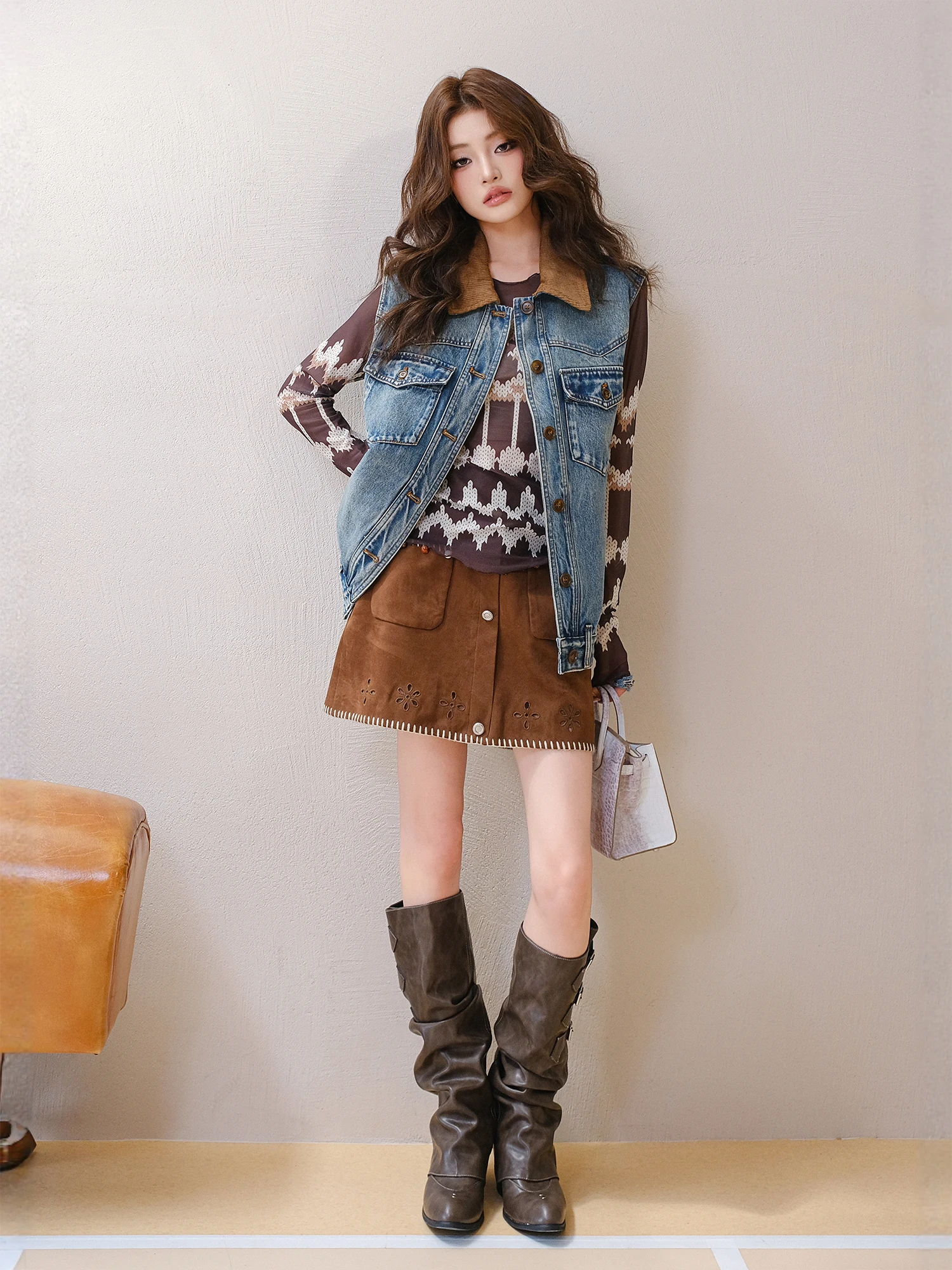 

Женская осенняя куртка-жилет MIUCO в стиле ретро из джинсовой ткани с хлопковым утеплителем, дизайнерская модель в рабочем стиле, с утепленным воротником