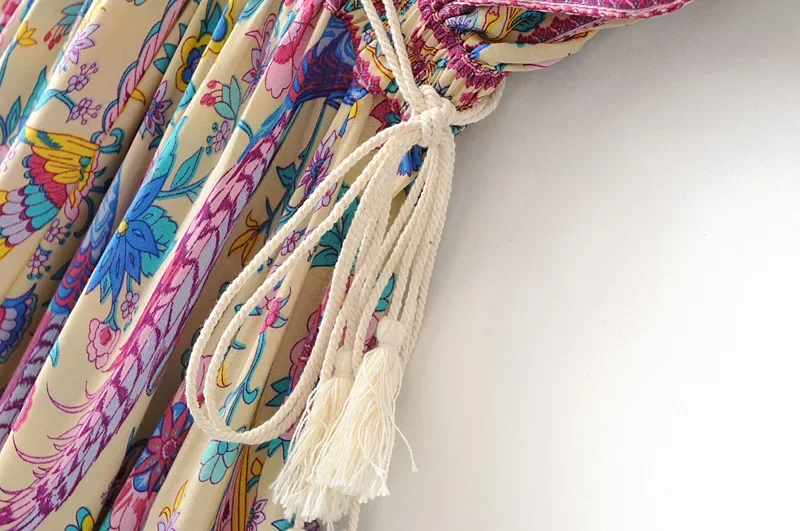 بوهو كوينز المرأة الطاووس الأزهار طباعة الخفافيش كم الشاطئ البوهيمي ماكسي فساتين السيدات الخامس الرقبة شرابة فستان صيفي Vestidos