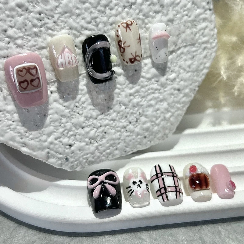 10 Pieces Cartoon Dopamine Press On Nails Handmade Cute White Cat Delicate Cupcake Bread Fake Nail Patch Removable