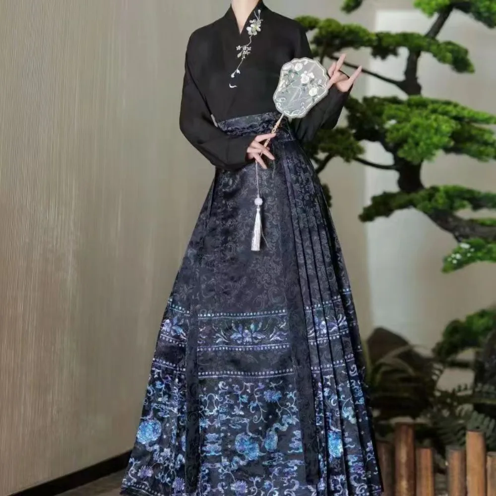 Chinese Style Traditional Pleated Skirt Black Mamianqun Hanfu Fashion Horse Face Skirts Women Modernized Daily Hanbok