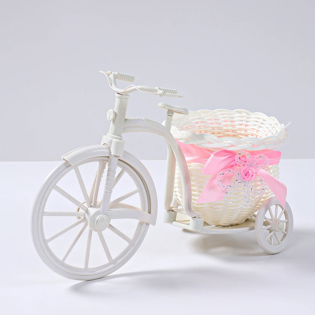 Plastic Flower Basket Vase Pink Tricycle Bicycle Model Home Garden Wedding Party Decor Romantic Cute Decor Figurines Miniatures