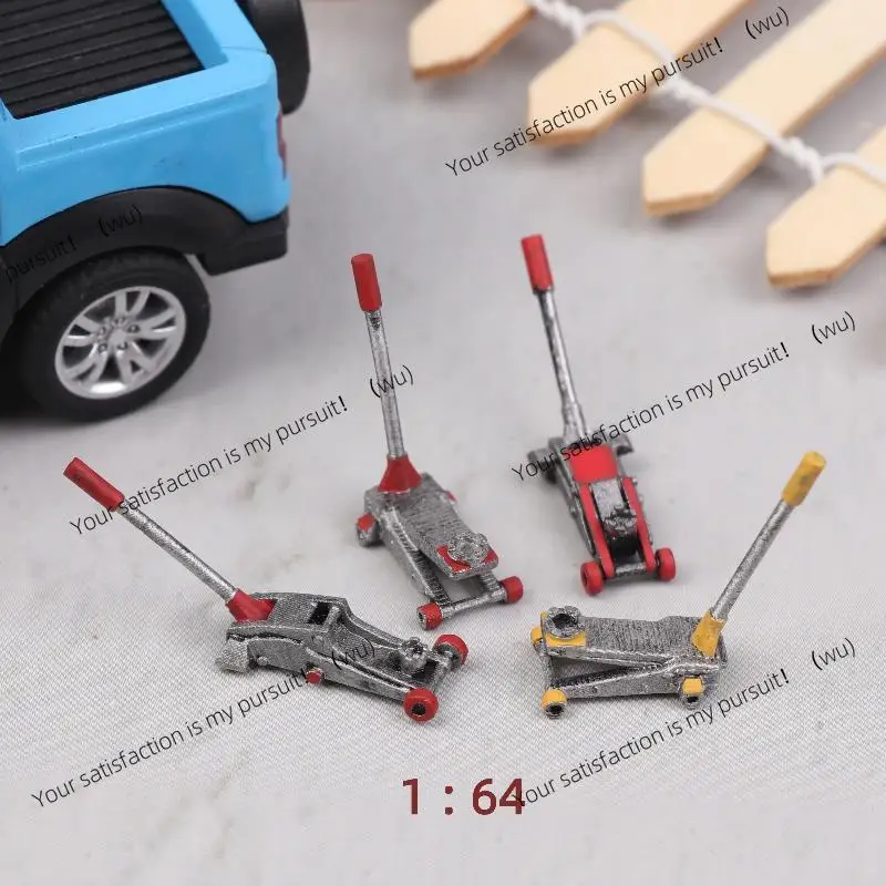 1/64 Scale Car Lifting Jack Model Modification Garage Repair Accessories Scene Collocation Miniature Sculpture Display