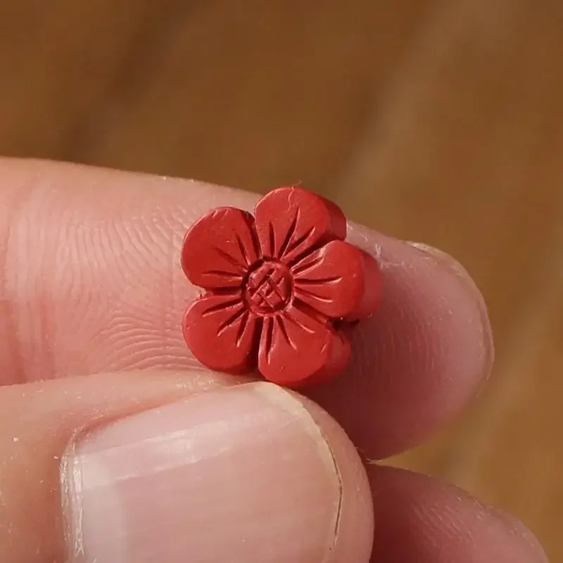 Natural cinnabar plum blossom scattered bead five petal flower