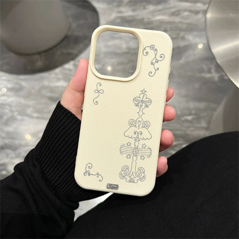Geschnitztes Kreuz Handyhülle für iPhone 17 16 15 14 13 12 11 ProMax 16 15 14 Plus 17 16 15 14 13 12 11 Pro 17Air Silikon Matte Hülle – Detail 5