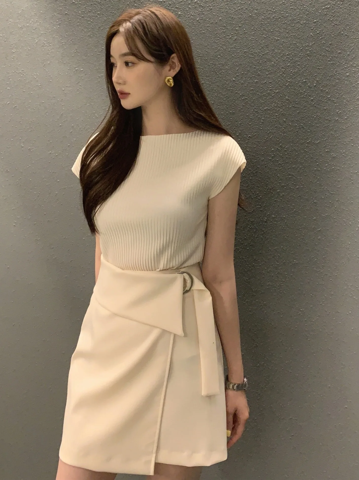 Chic Summer Vintage Small Design Sense Knitwear ort Sve Women's Slimming Split Top Quali Faionable Casual Wear