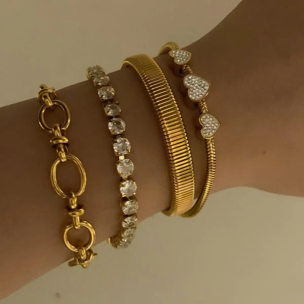 New ins Stainless Steel Exquisite Stacked Bracelet For Women Vintage 18K Gold Mesh Chain Heart Bracelets Fashion Jewelry
