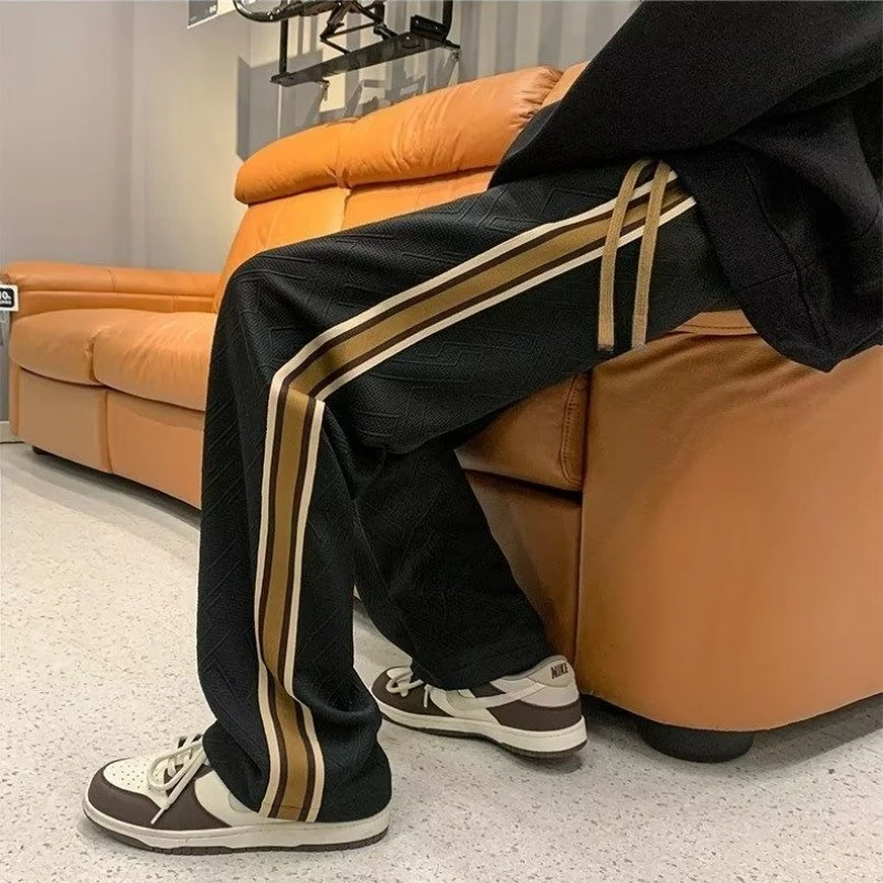 

Мужские спортивные брюки с лоскутным дизайном, широкие, свободного кроя, весенние повседневные брюки, спортивная уличная одежда для повседневного комфорта