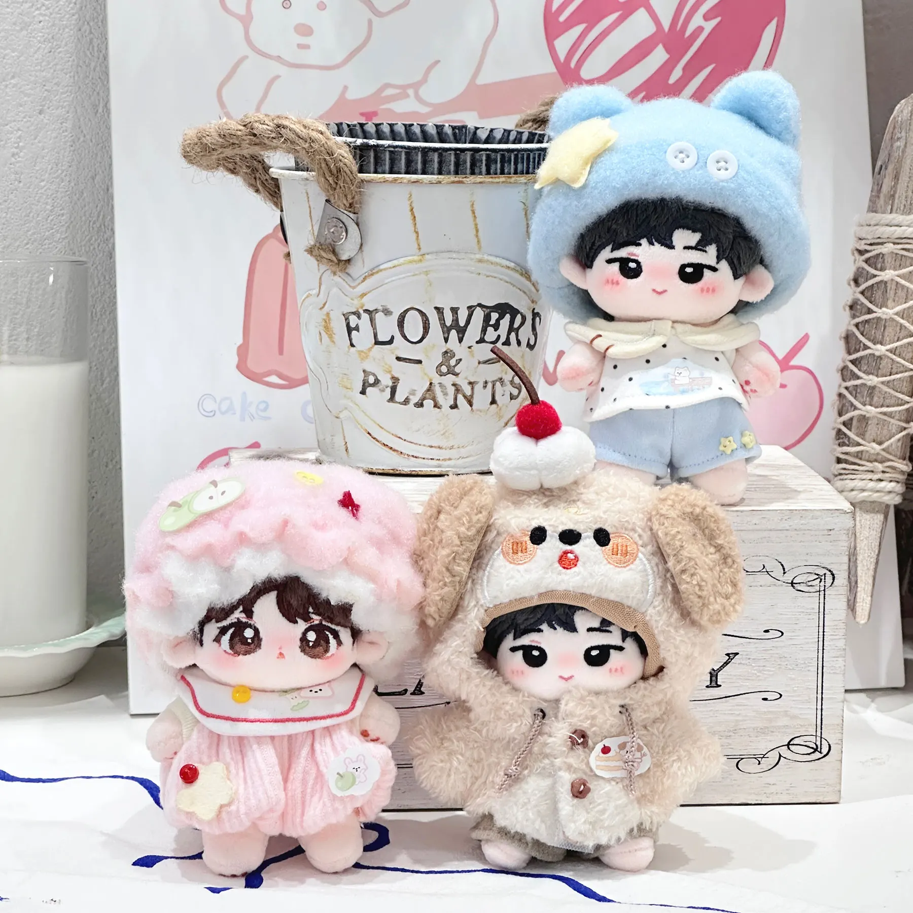 10 cm Plüsch Puppe Kleidung Handgemachte Mode Süße Nette Farbe Blockieren Hut Weste Sling Kleid Hosen Set Für Plüsch Puppe zubehör Spielzeug