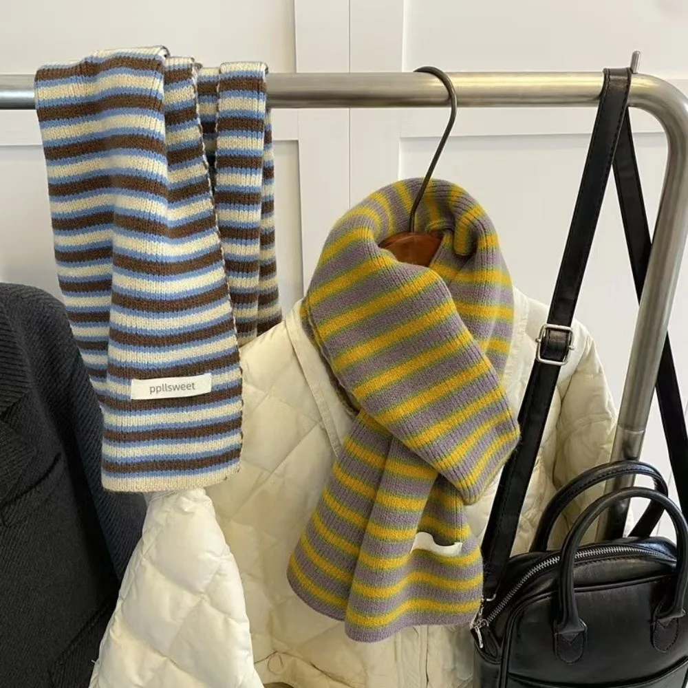 Knitted Fabric Knitted Neck Scarf Stripe Pattern Warm Lining Warm Winter Scarf Soft Texture Casual Design Couple Scarf