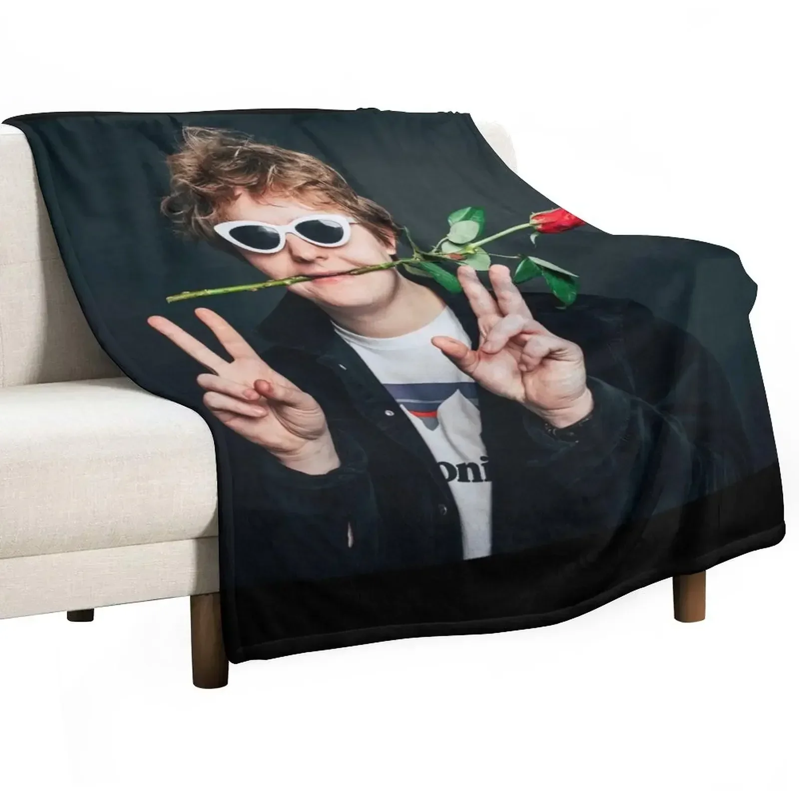 

untukkulit Lewis Capaldi has released his debut album Throw Blanket Heavy Large Bed linens Blankets