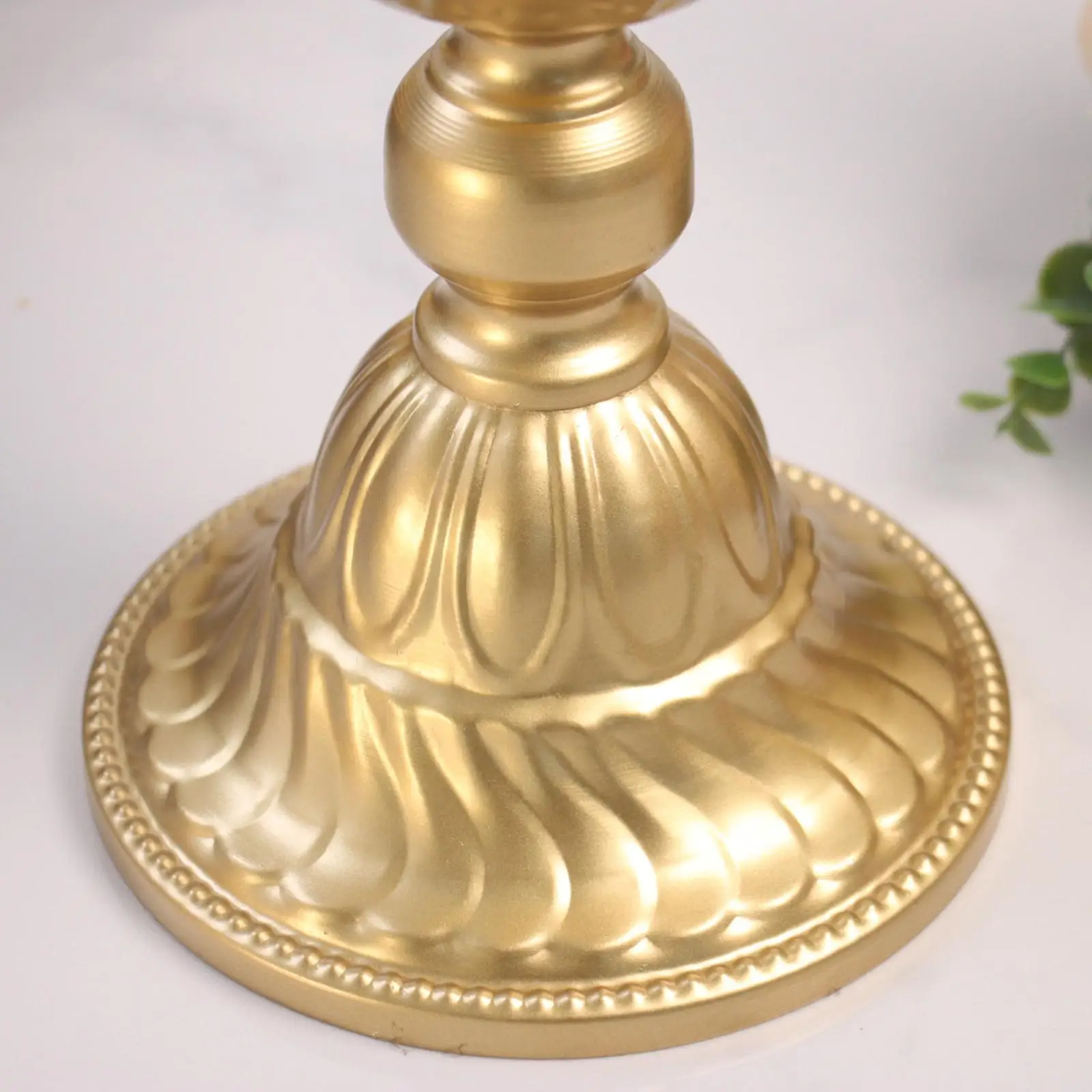 Vintage Style Wrought Iron Vase for Wedding Table Decor Flower Arrangement Stand for Birthday Party Home Dinner Room