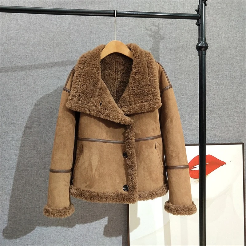 2025 AW Nuovo cappotto di pelliccia di agnello ispessito con velluto scamosciato Lady Sheep Shearling vestibilità ampia da donna CT502