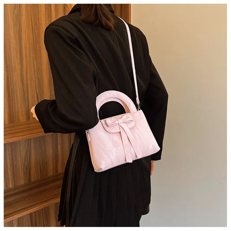 

Stylish Ladies Handbag With Leather Details, Designer Crossbody Shoulder Bag For Modern Chic Outfits