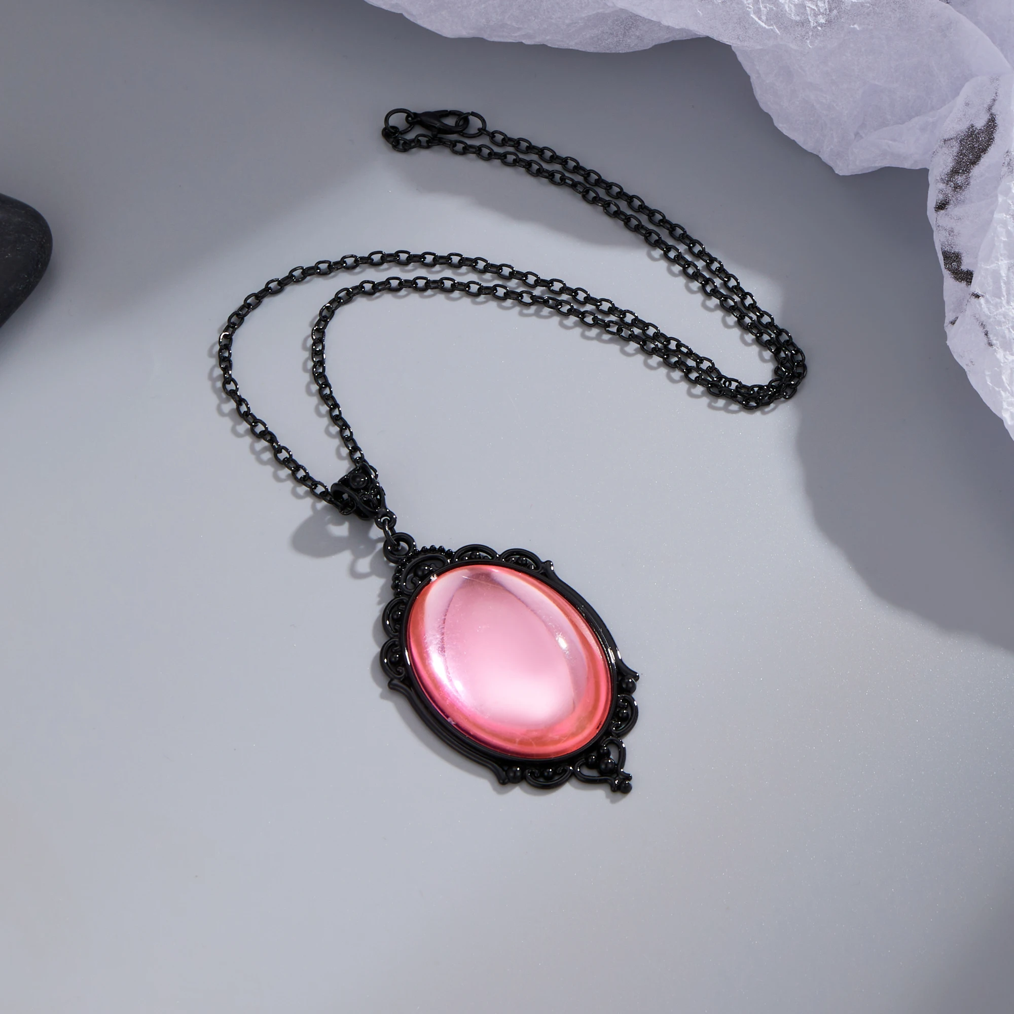 New Vintage Gothic Vampire Relief Pendant Necklace for Men Women Exquisite Fashion Witchcraft Jewelry Collar Gift Choker